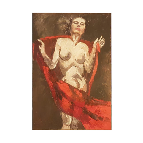 Donna con mantello nel vento